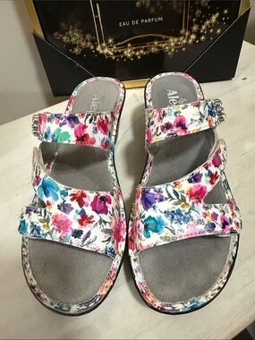 Alegria Women's Floral Multicolor Slide Sandals